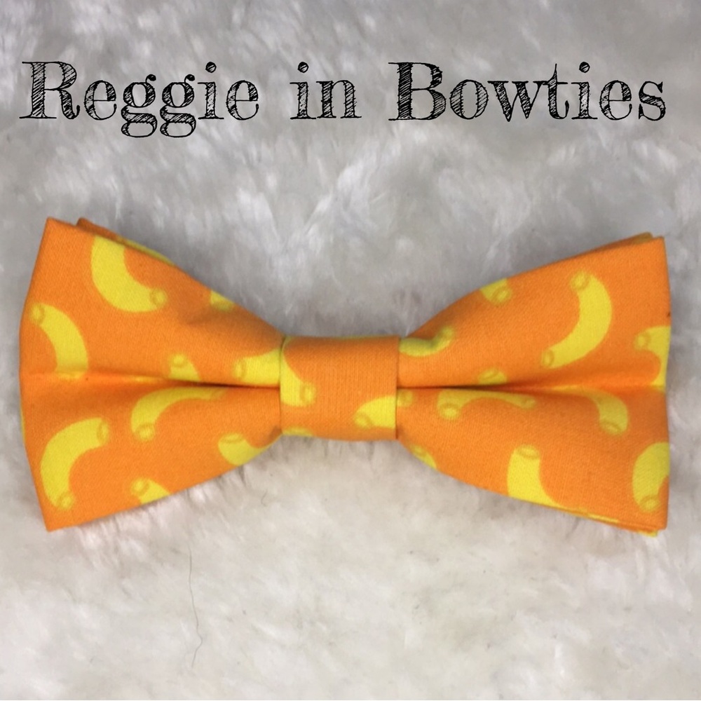 Pet Bowtie in Macaroni Cheese Print